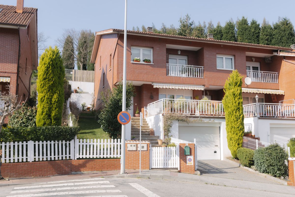 Gestión profesional de la venta de su inmueble. Agencia Paco en Castrillon