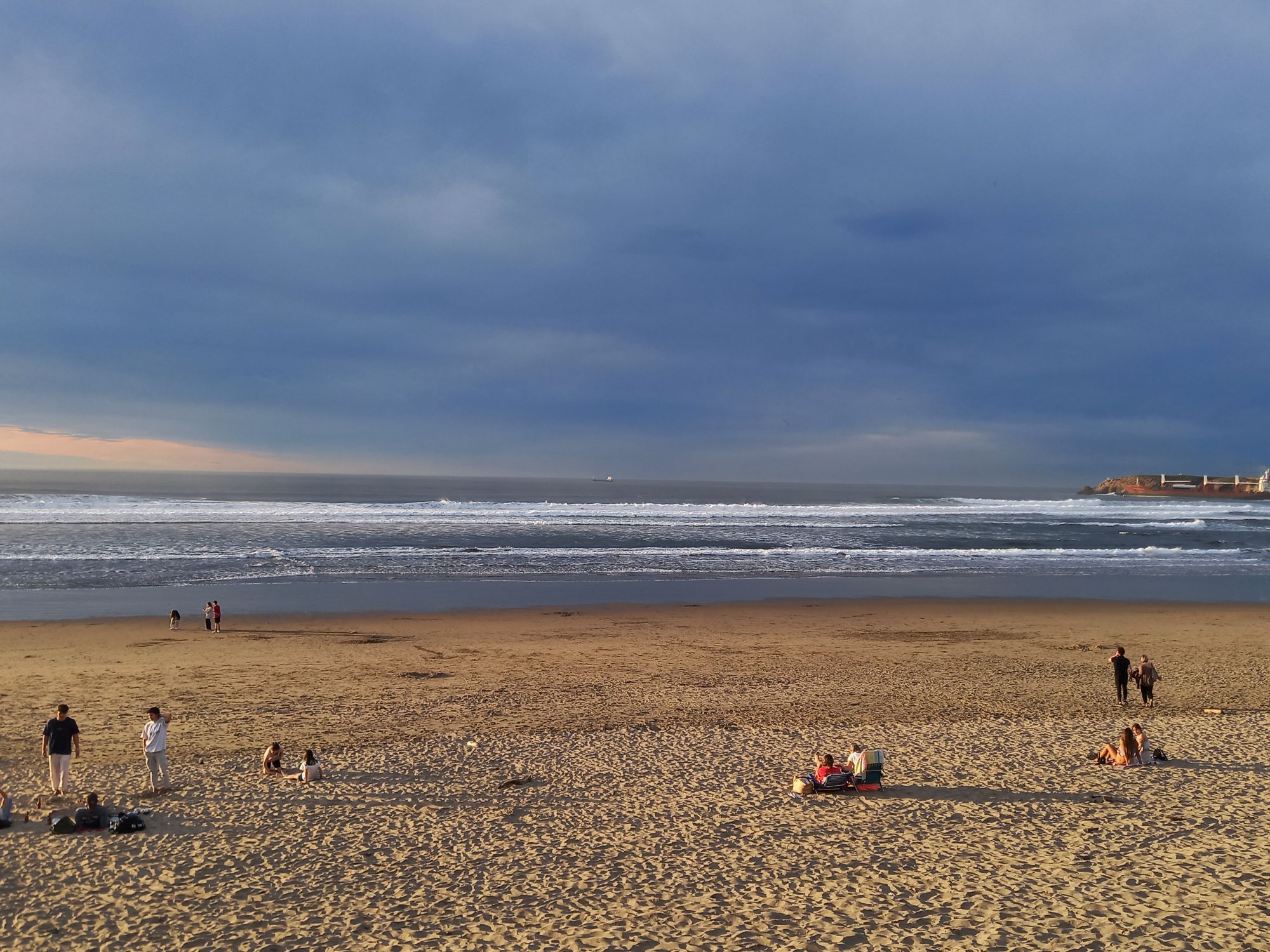 . Agencia Paco en Castrillon